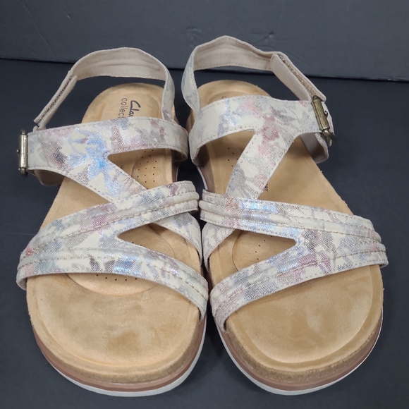 Clark’s Collection Adjustable Sandals Brynn Step SAND FLORAL Women US 9.5W - Picture 8 of 11